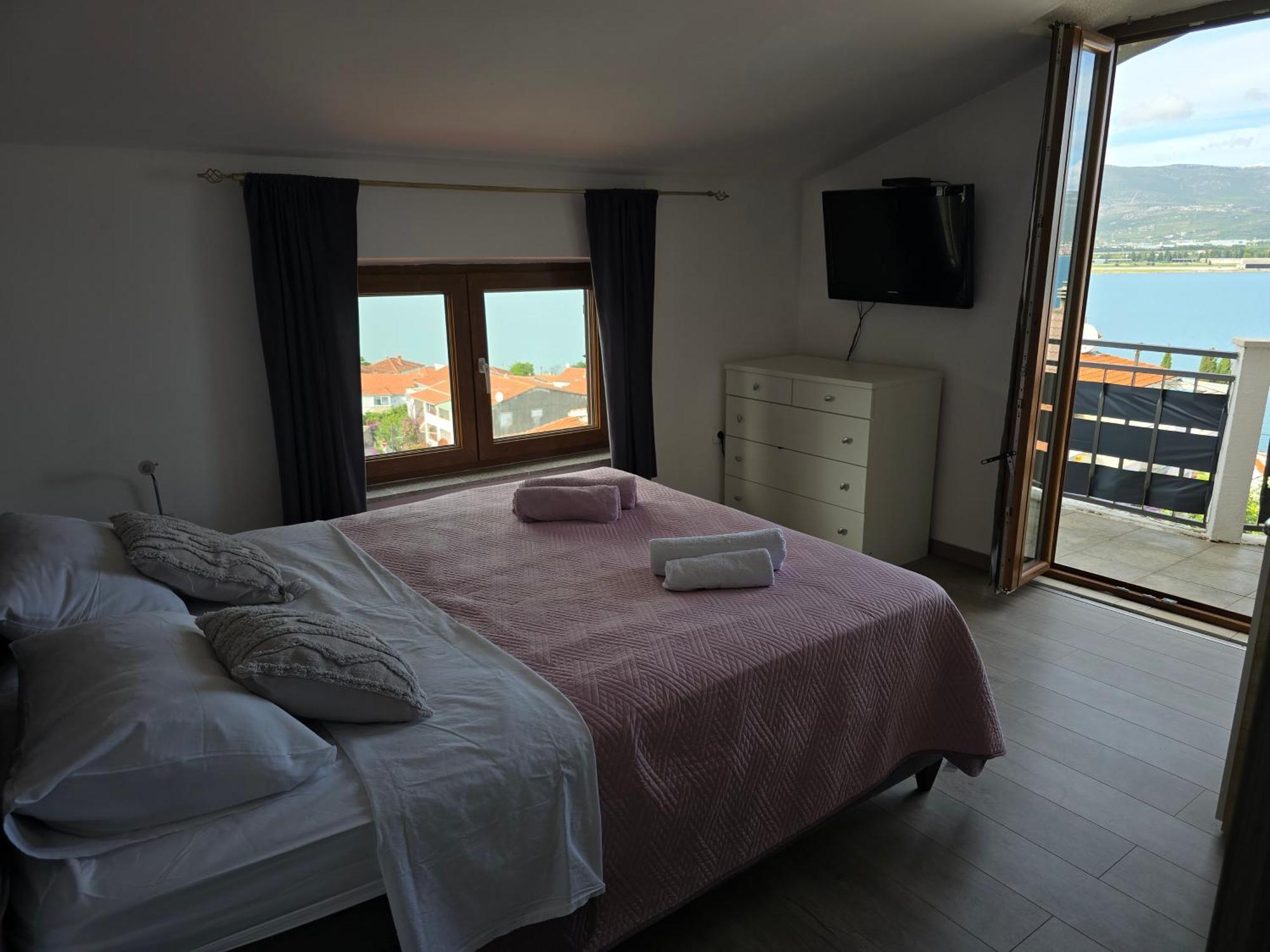 Apartments Bagaric Трогир Экстерьер фото